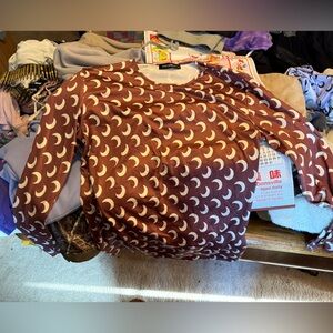 Brown Moon Pattern Long Sleeve Tee